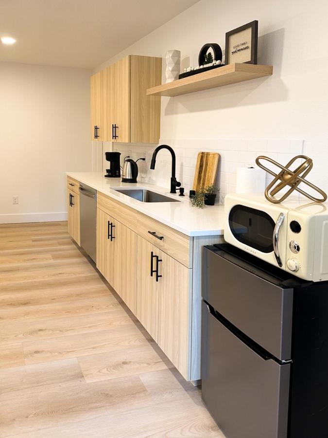 Appartement New Cozy Modern Vancouver